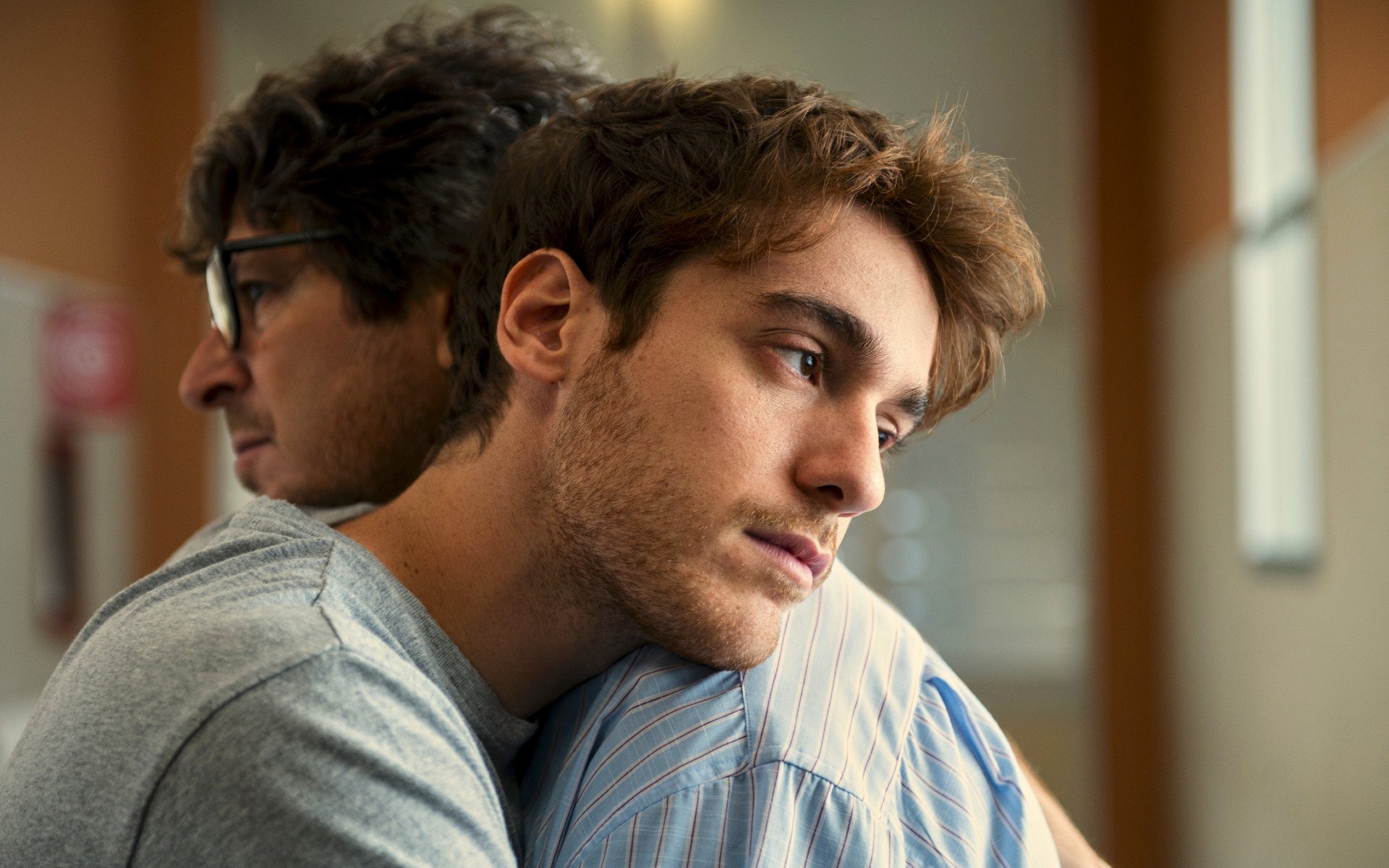 Tutto chiede salvezza – La serie Netflix che ci emoziona