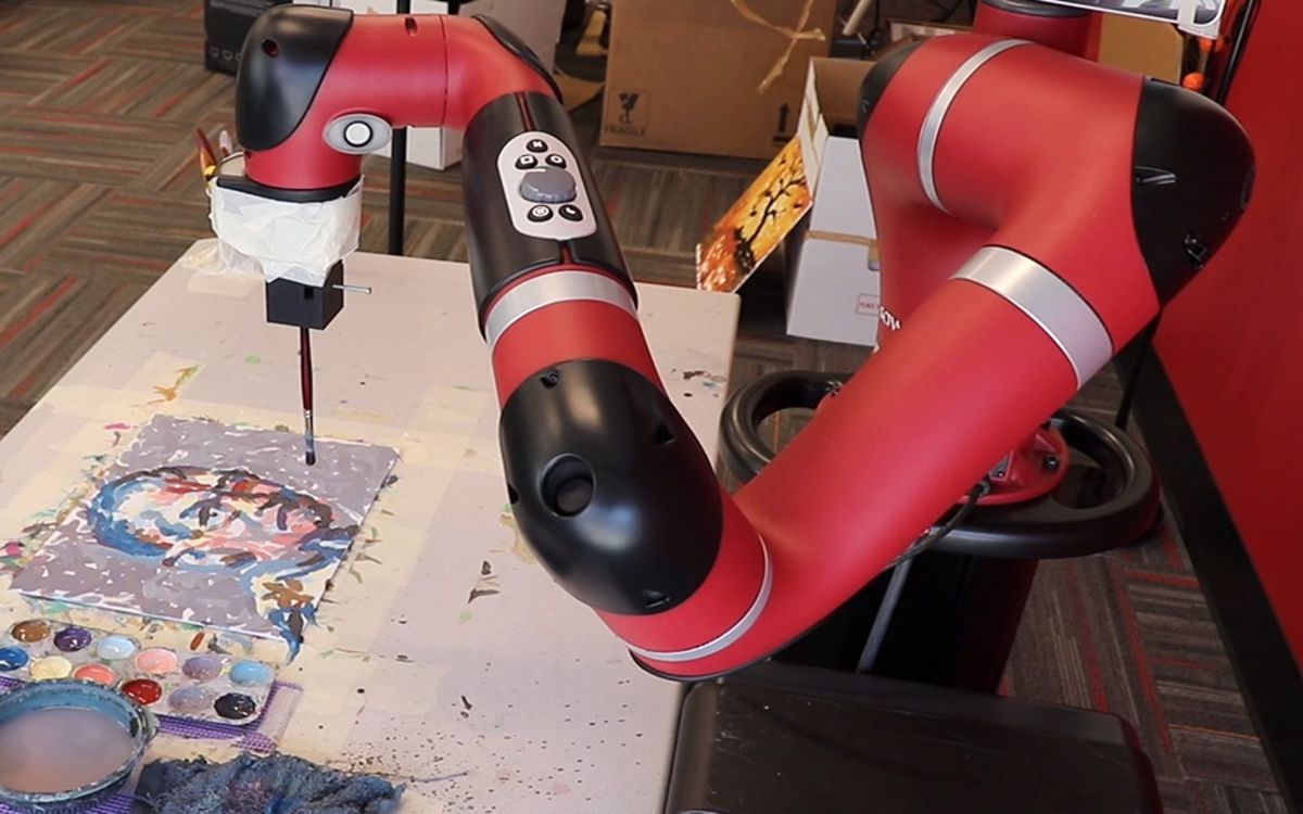 Frida – Il robot artista che dipinge capolavori