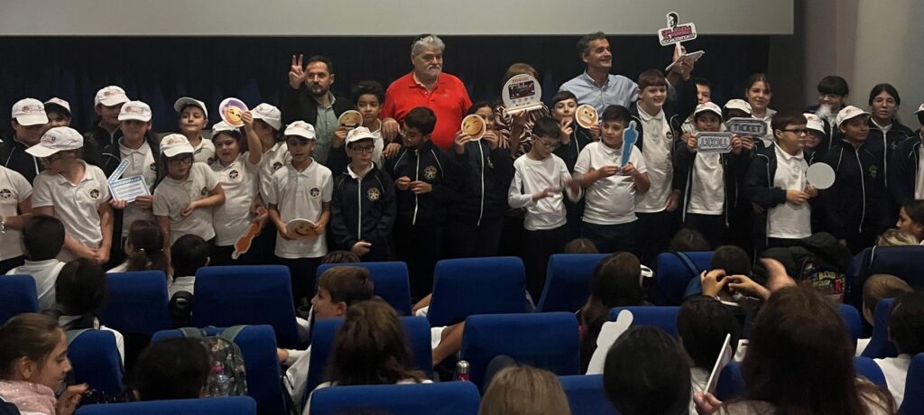 Una Scuola al Massimo Una Scuola al Massimo SocialStation Domenico Di Frenna